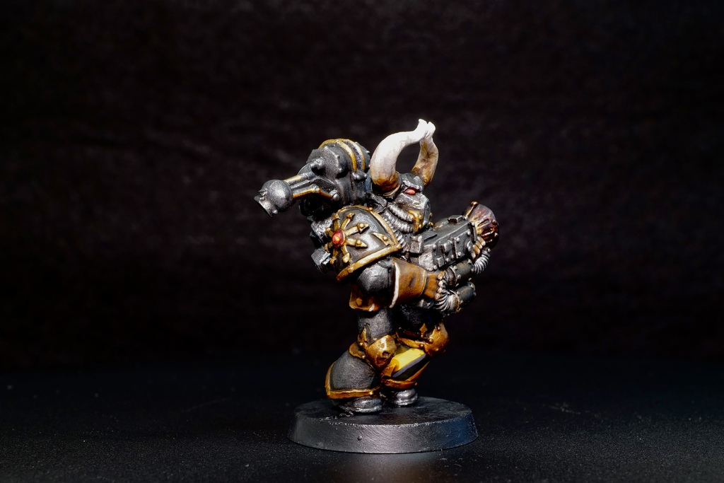 Iron Warriors Oldhammer40k Chaos Space Marine Flamer Right